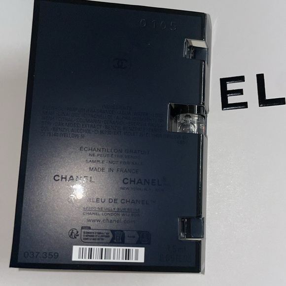 Chanel - Picture 5 of 5